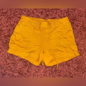 Old Navy orange/yellow shorts size medium